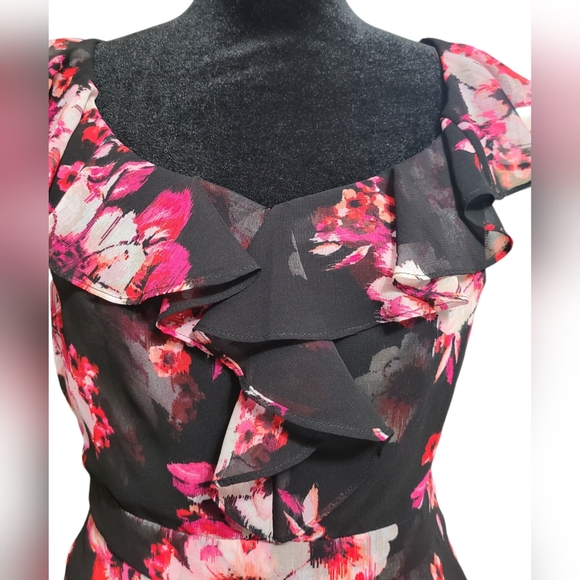 White house Black market size 2 Black dress - Picture 9 of 15